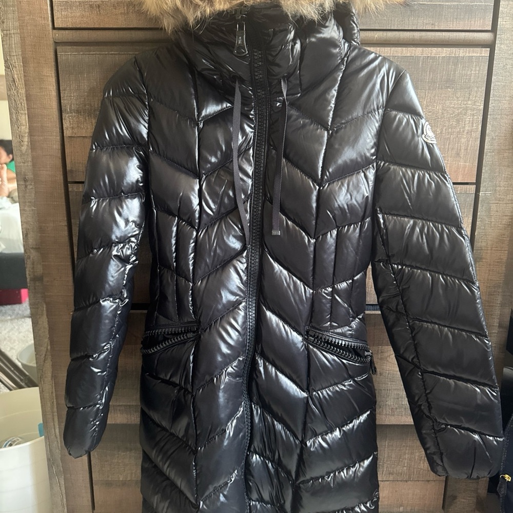Moncler Shiny Black Puffer Jacket with Fur Hood